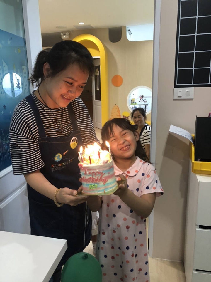 สอนพิเศษอนุบาล - ครูพี่ตั๊ก สอนภาษาอังกฤษเด็ก Bilingual สอนเด็กเชิงบวก จัดกิจกรรม Play-based Learning - 4