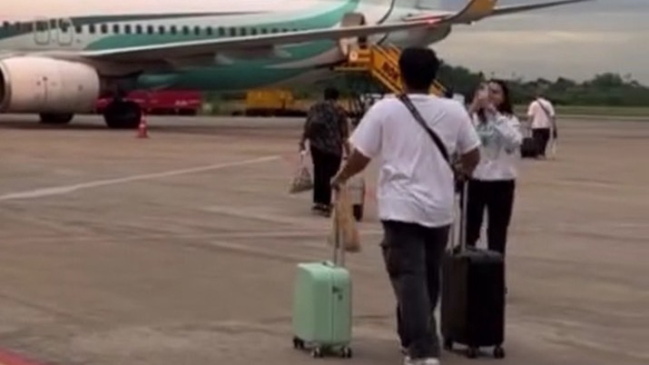 หมอดูหันหลัง