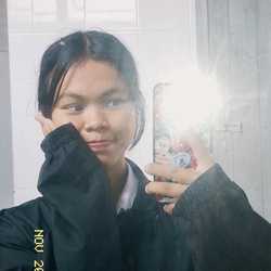 นลินี มณีพรหม