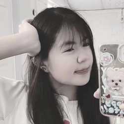 อามมี่